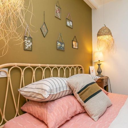 Maison Du Saule Hotel ฟอนตีเนย์-ซูส์-บัวส์ ภายนอก รูปภาพ