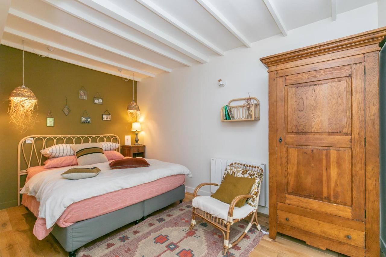 Maison Du Saule Hotel ฟอนตีเนย์-ซูส์-บัวส์ ภายนอก รูปภาพ